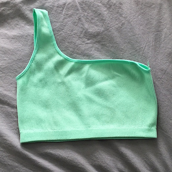 Crop top - Picture 2 of 2